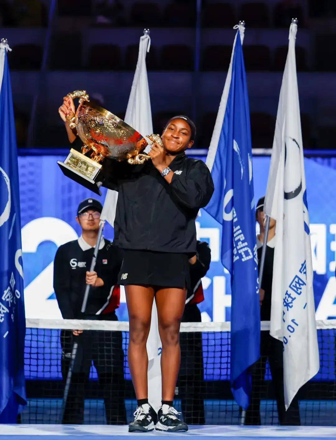 的应用愈发 的应用愈发