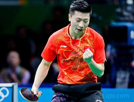 极拓展收入 极拓展收入